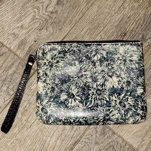 Patricia Nash Cassini Blue Sunflower Leather Wristlet Clutch Purse